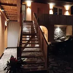 Pod Hradbami Apartmán *