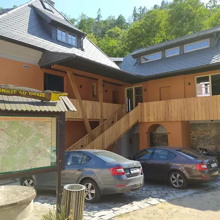 Pod Hradbami * Křivoklát